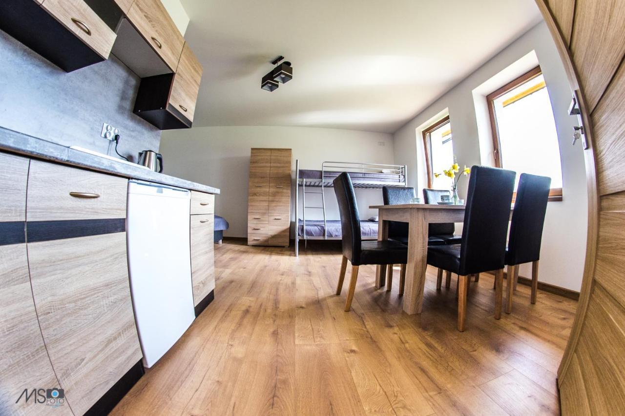 Apartamenty Tilia Laskowa - Zator Bagian luar foto